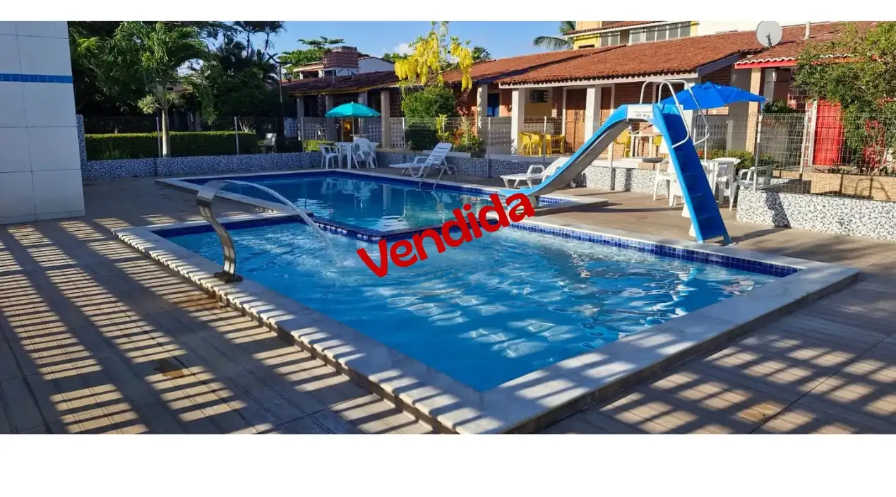 Vendo casa a 300m da praia em Tamandaré